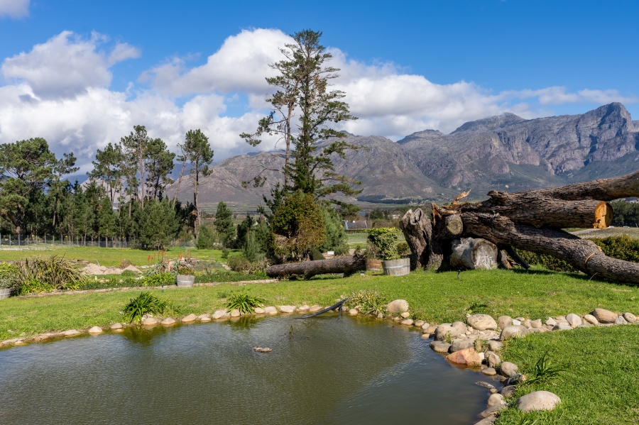 7 Bedroom Property for Sale in Franschhoek Rural Western Cape